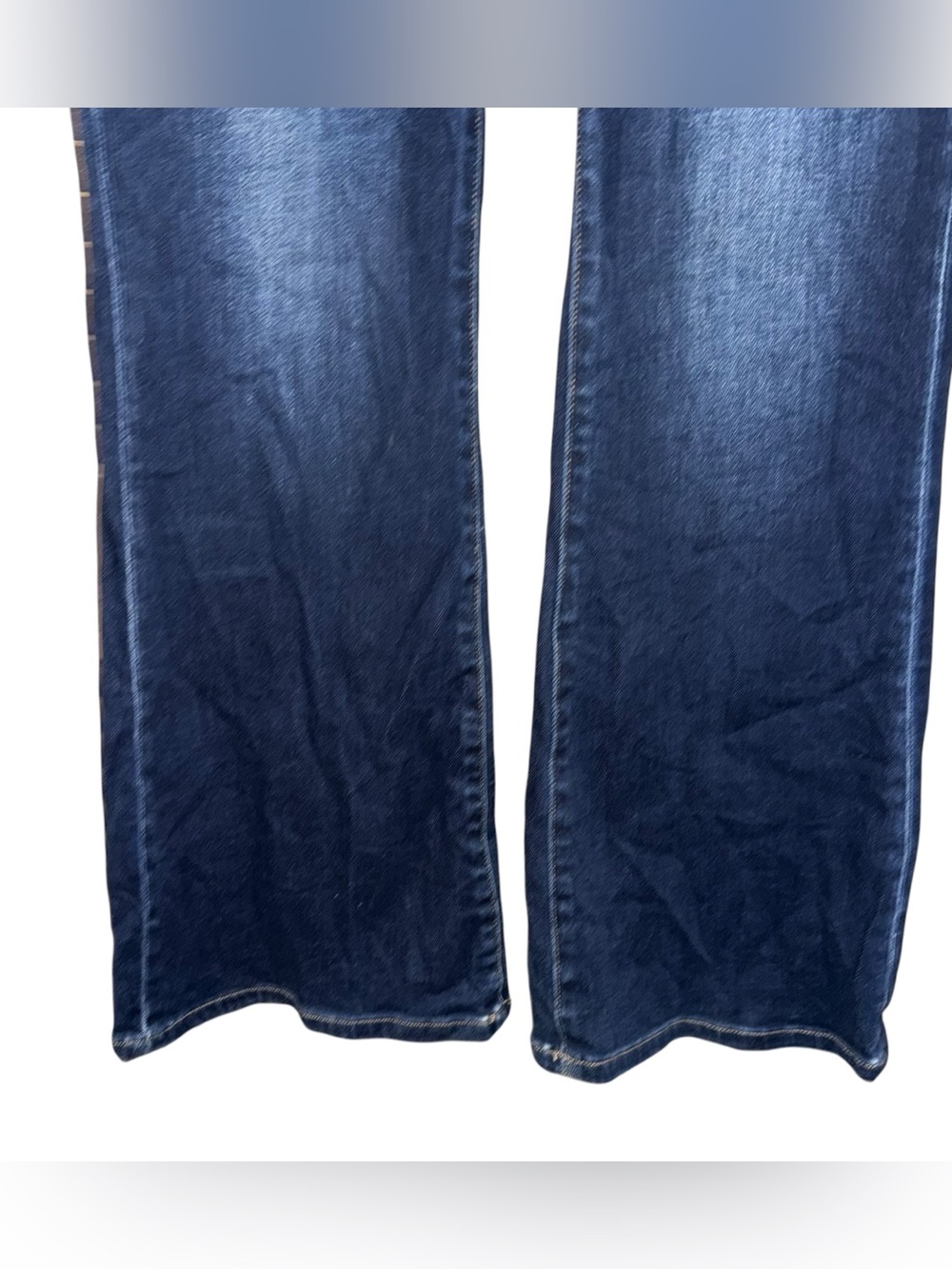 Flying Monkey Mid Rise Flare Stretch Jeans Adorable color dark indigo stretch 32 - Picture 6 of 13